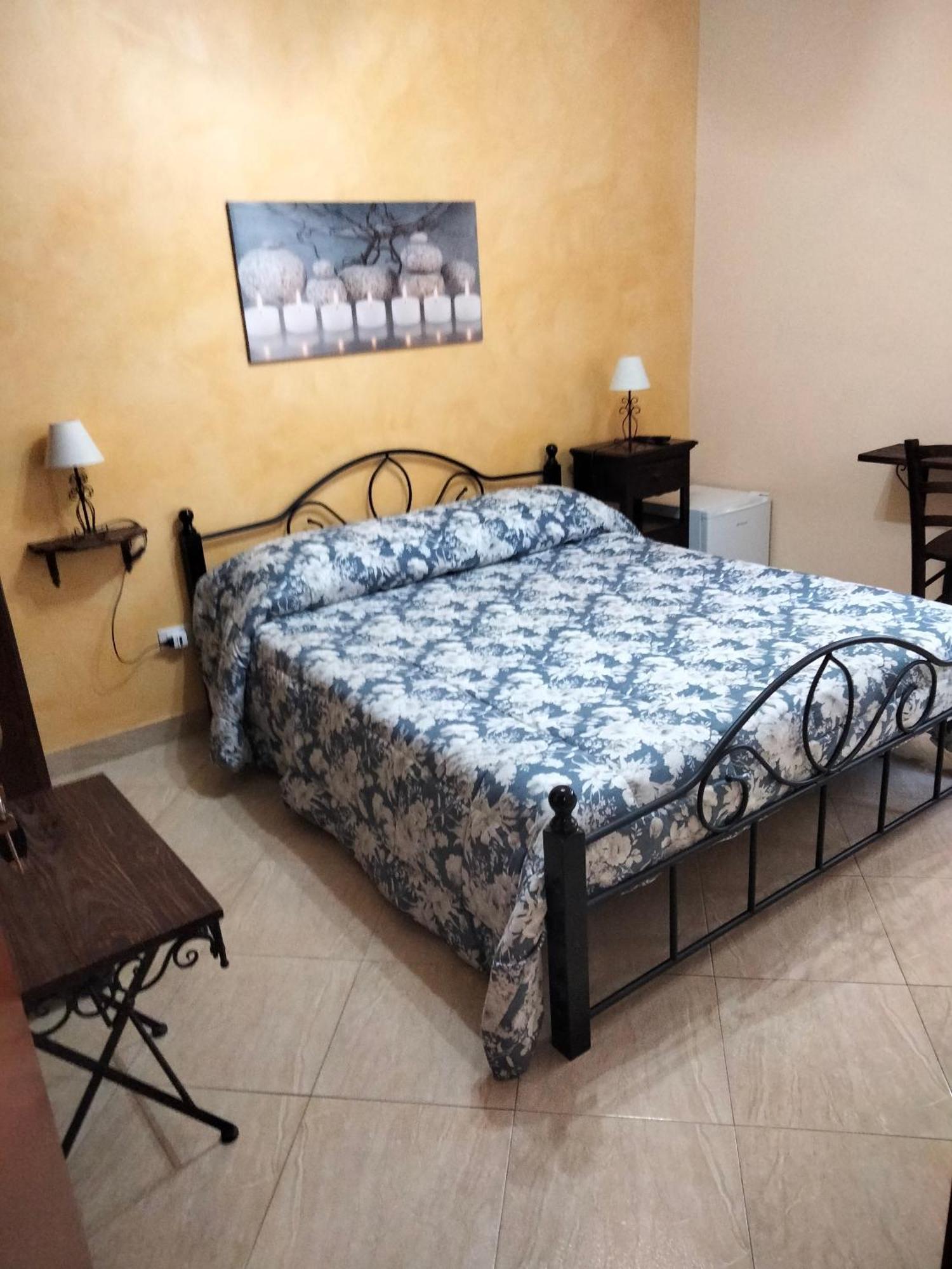 The Best Rooms & Apartments - Parcheggia Gratis Sotto Casa Ed Entra - Mazara del Vallo Exteriér fotografie